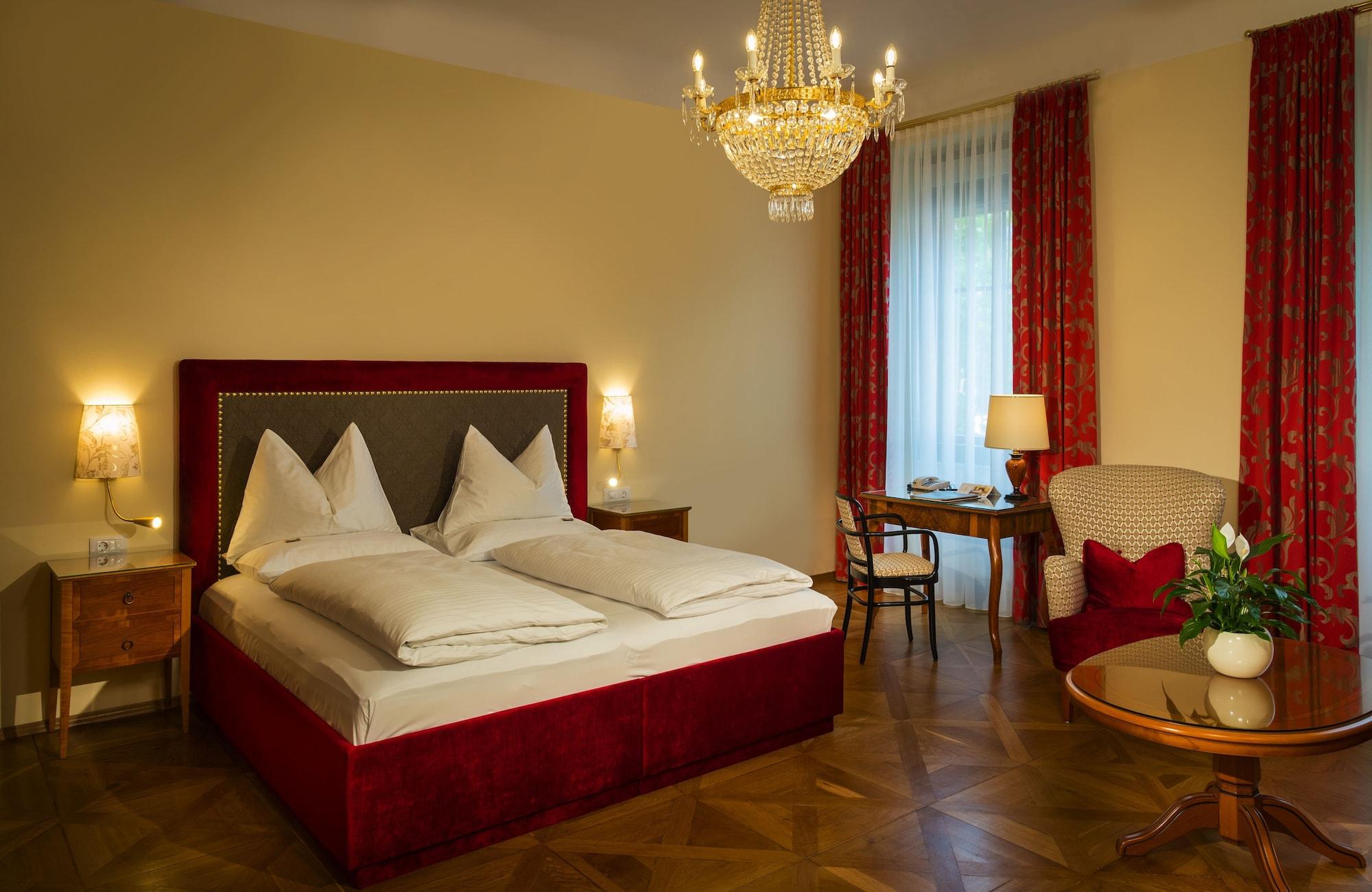 Parkhotel - Traditional Luxury Graz
