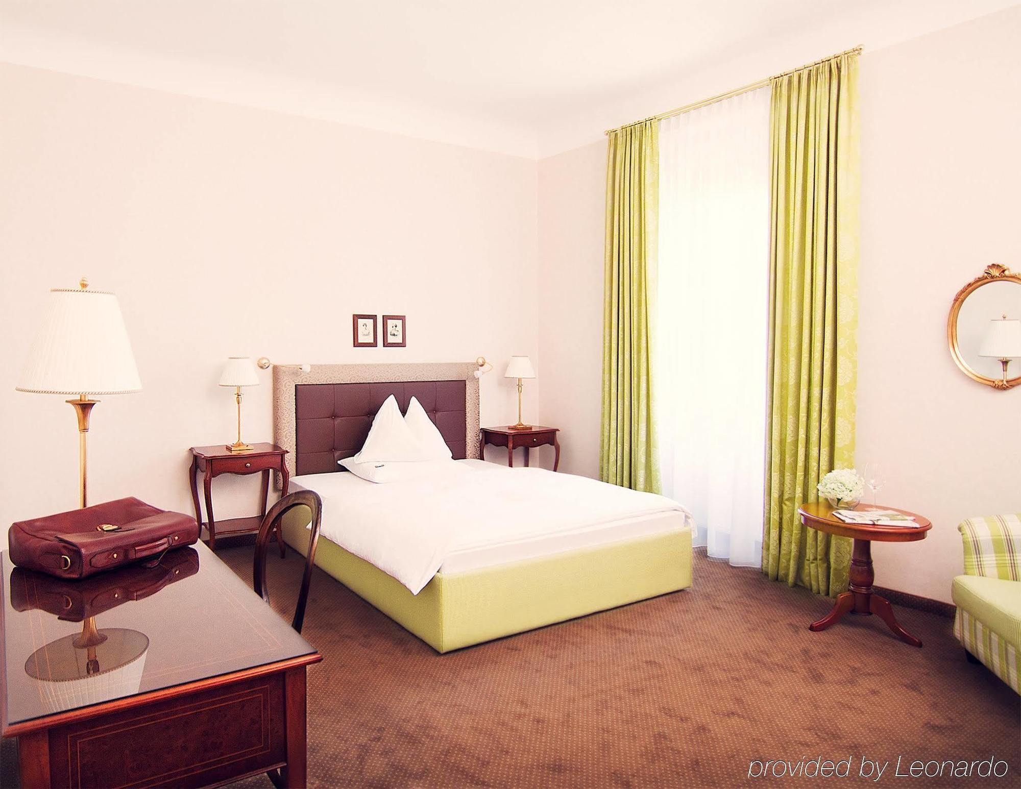 Parkhotel - Traditional Luxury Graz