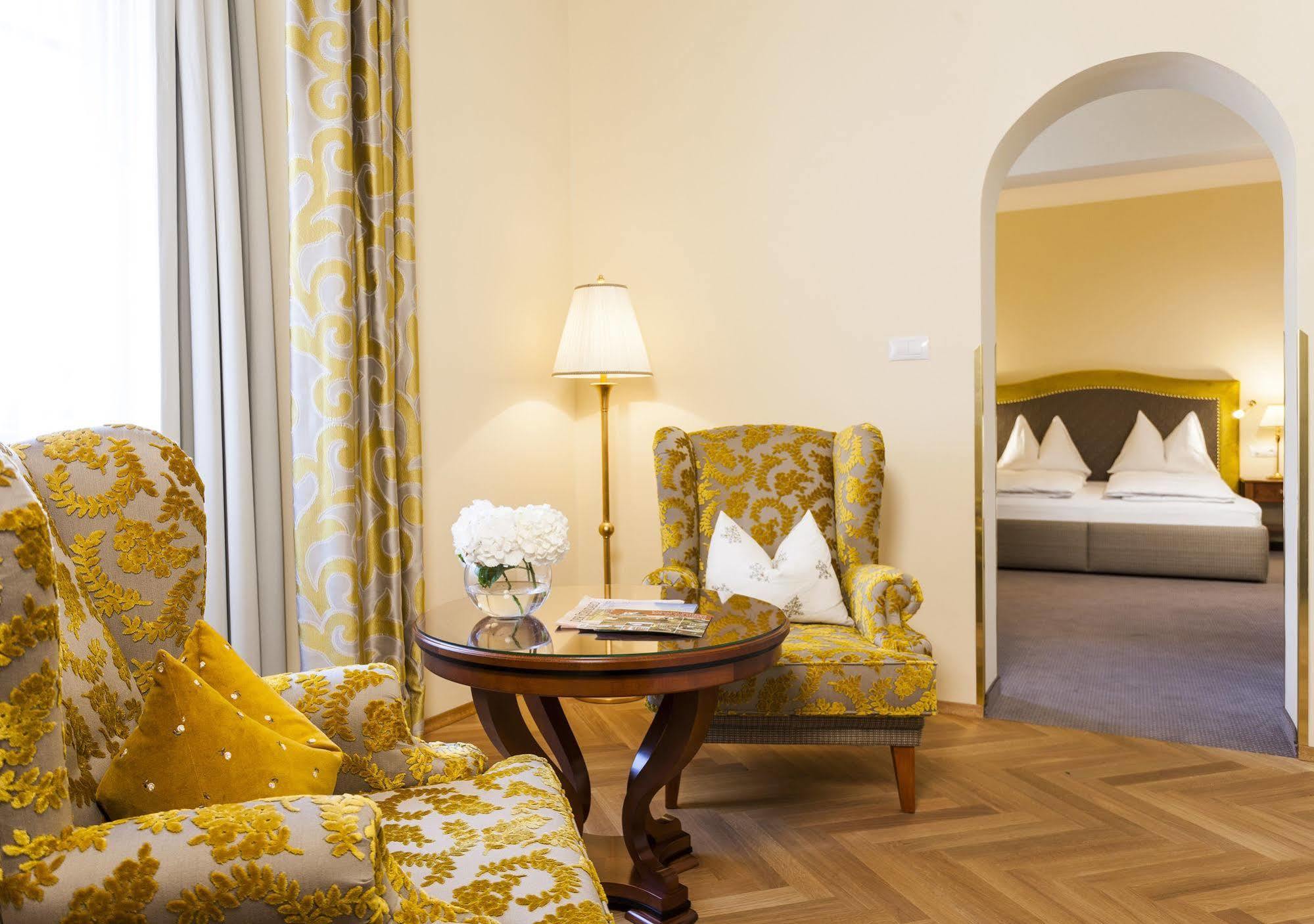Parkhotel - Traditional Luxury